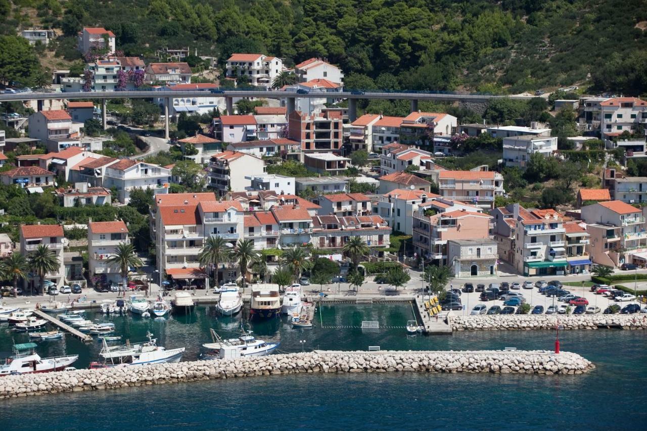 Apartmani Tina Podgora Exterior foto